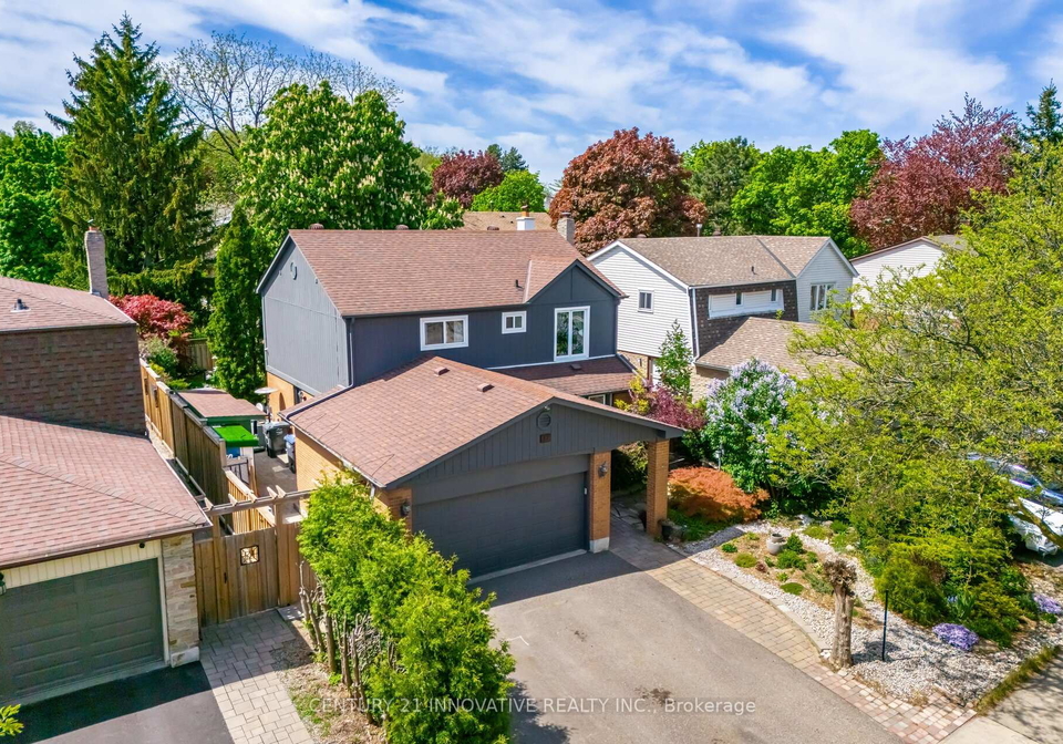 37-massey-street-brampton-ontario-w13527706
