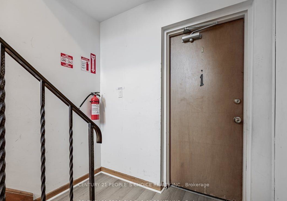 106-wheatfield-road-toronto-etobicoke-ontario-w13527754