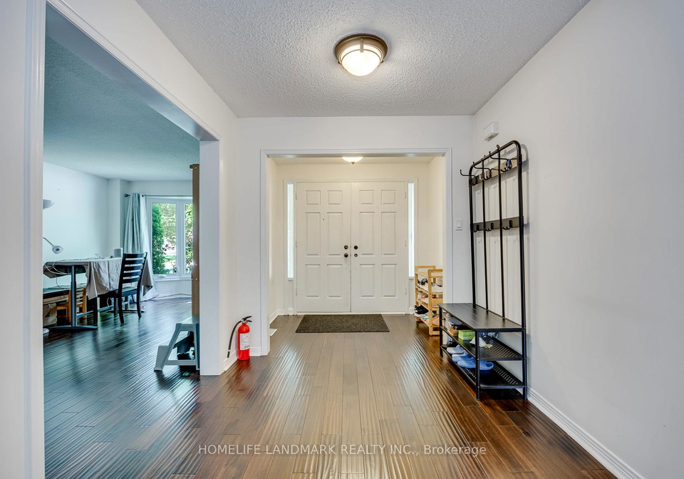 1237-beechgrove-crescent-oakville-ontario-w13528034