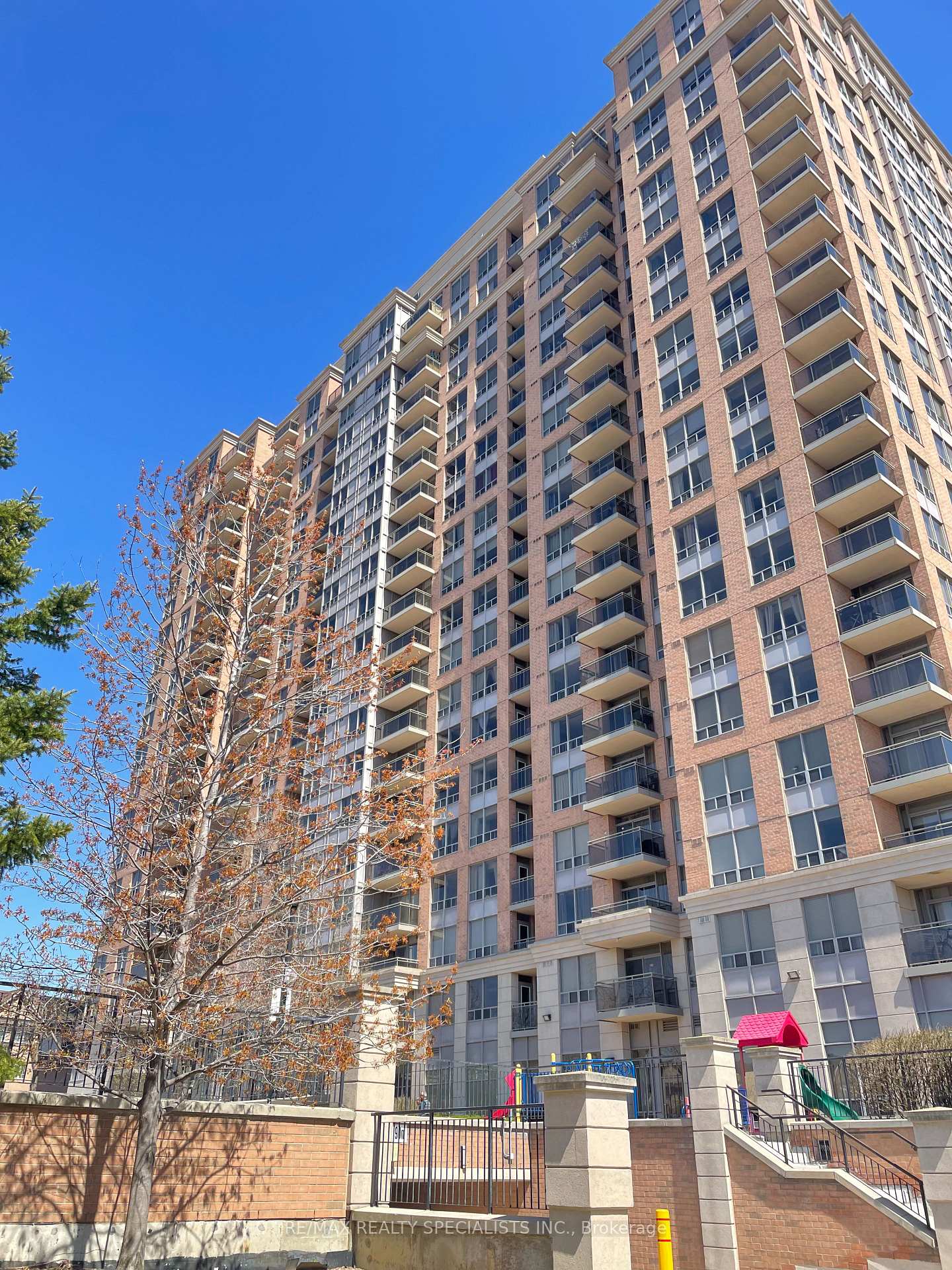 55-strathaven-drive-mississauga-ontario-w13528154