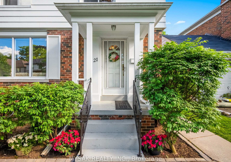 21-oak-hampton-boulevard-toronto-etobicoke-ontario-w13528312
