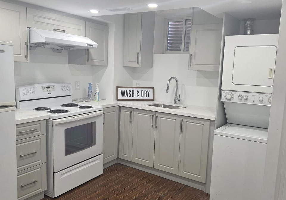 6-chestermere-crescent-brampton-ontario-w13528314