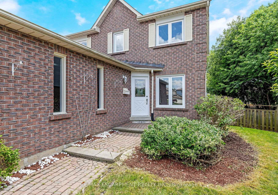 6198-saltmarsh-court-mississauga-ontario-w13528358