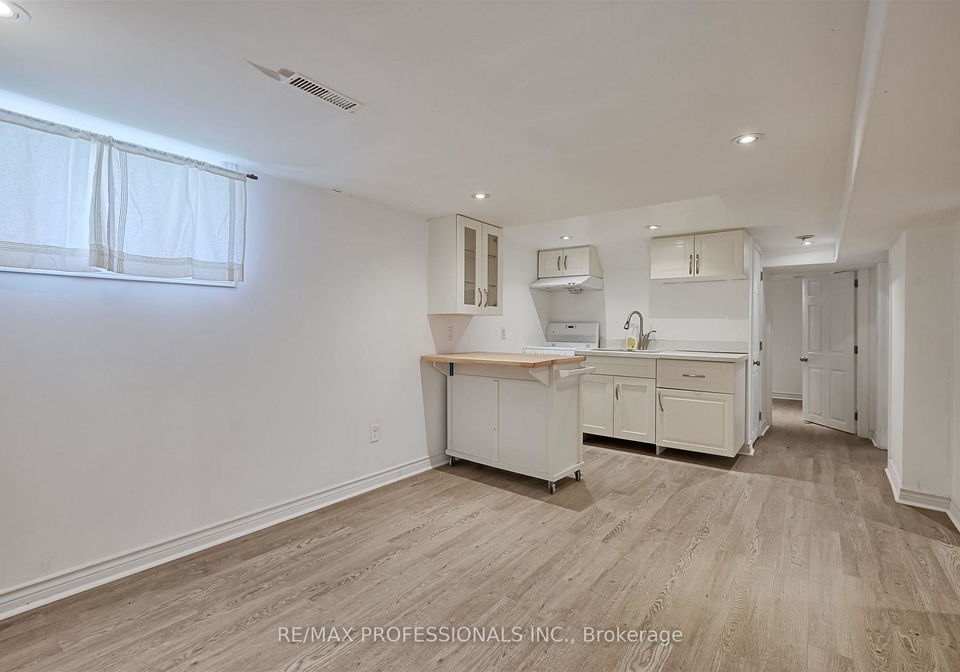 1026-haig-boulevard-mississauga-ontario-w13528528