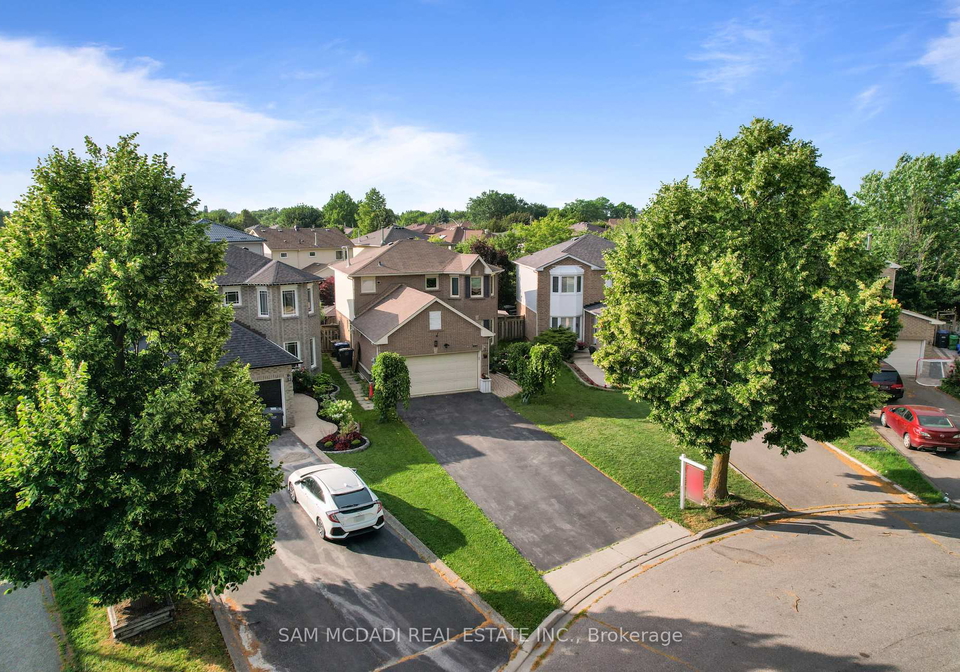 6251-saltmarsh-court-mississauga-ontario-w13528662