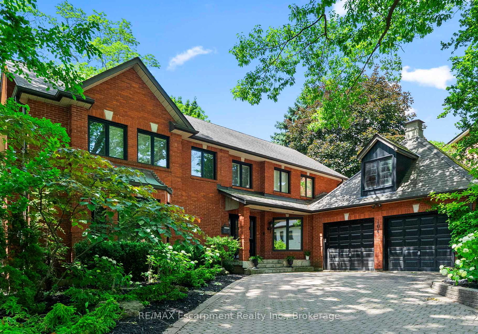 104-whittington-place-oakville-ontario-w13528872