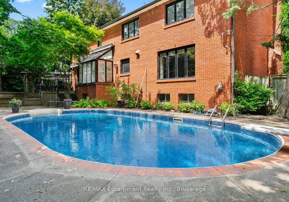 104-whittington-place-oakville-ontario-w13528872