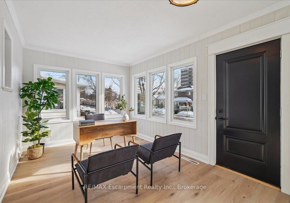 135-deane-avenue-oakville-ontario-w13528986