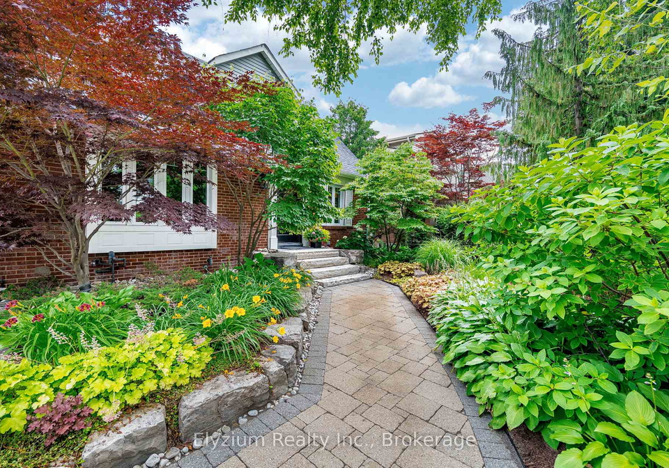 2181-harcourt-crescent-mississauga-ontario-w13529018