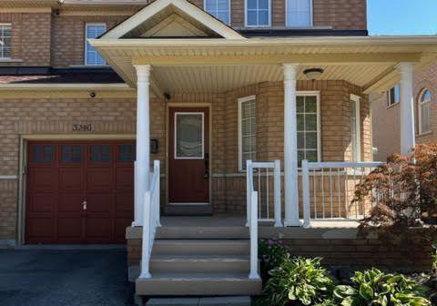 3246-ridgeleigh-heights-mississauga-ontario-w13529058