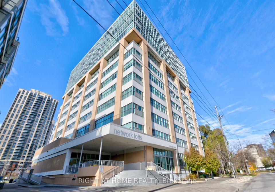 2-fieldway-road-toronto-etobicoke-ontario-w13529270