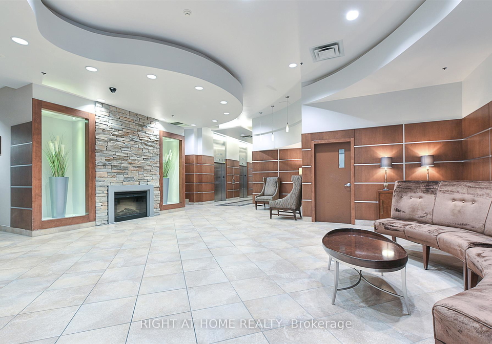 2-fieldway-road-toronto-etobicoke-ontario-w13529270