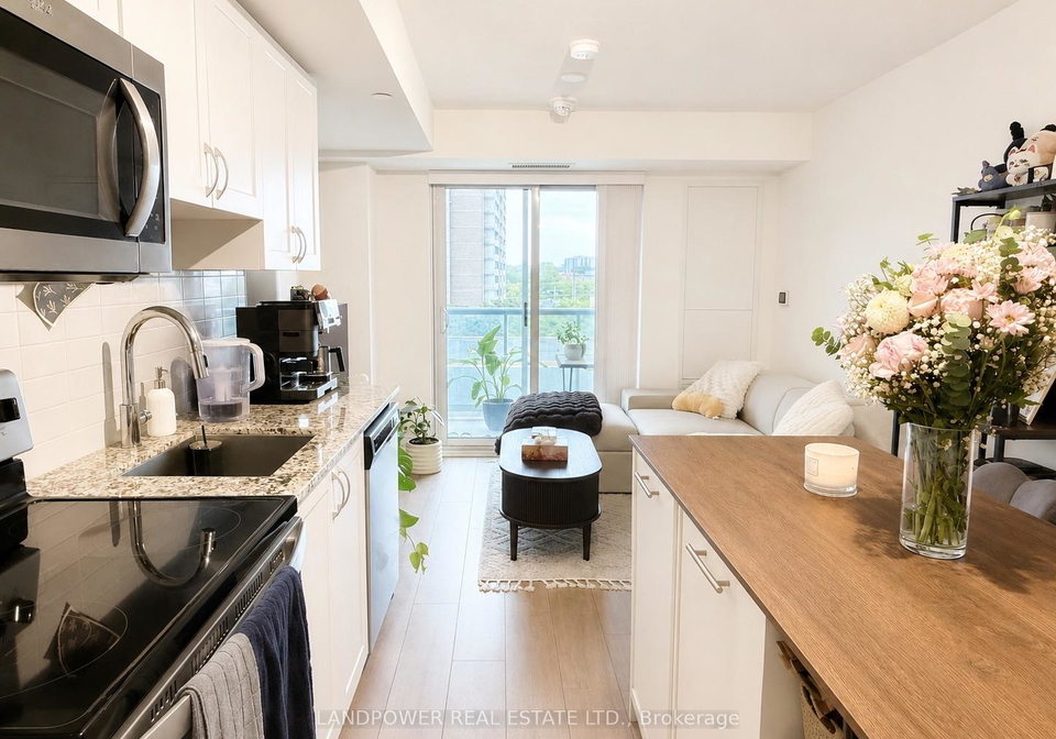 10-wilby-crescent-toronto-north-york-ontario-w13529290