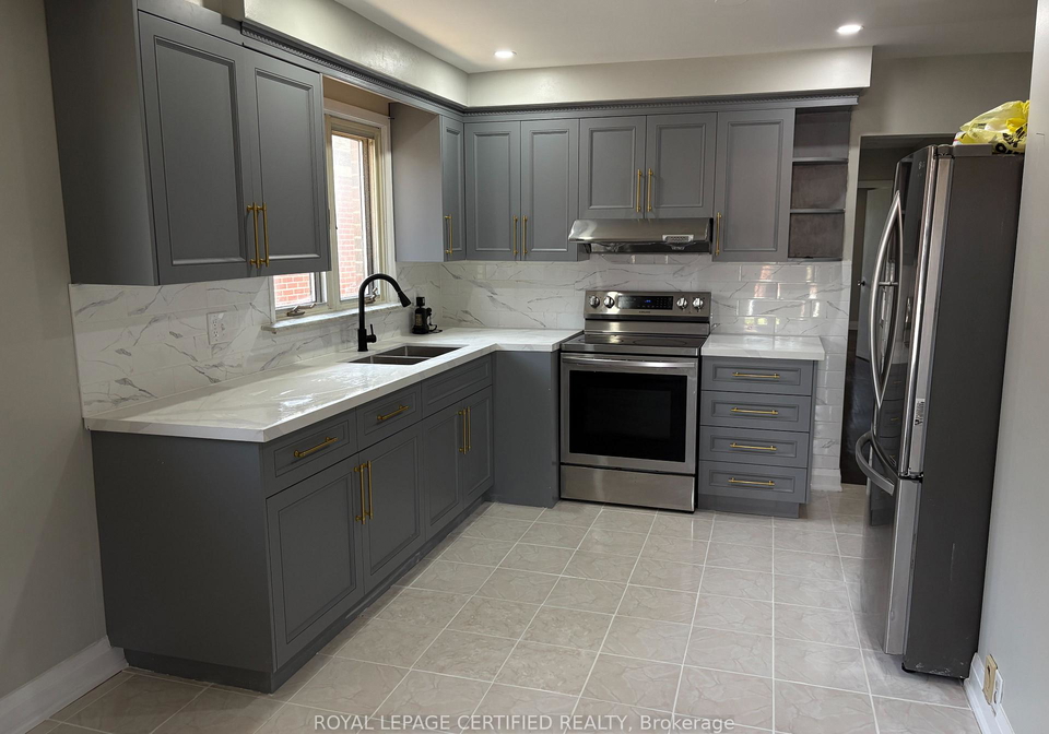 3-lakeland-drive-toronto-etobicoke-ontario-w13529298