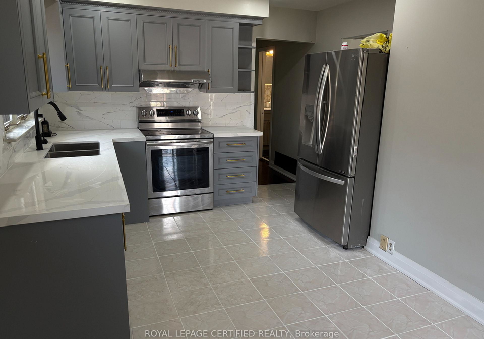 3-lakeland-drive-toronto-etobicoke-ontario-w13529298