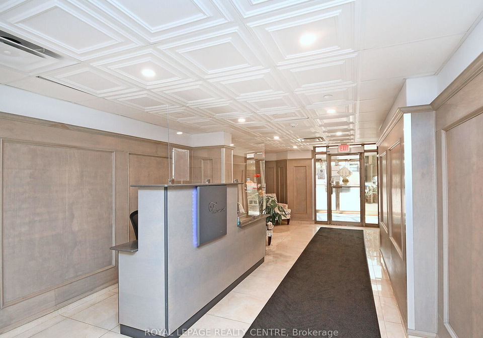 25-fairview-road-w-mississauga-ontario-w13529362
