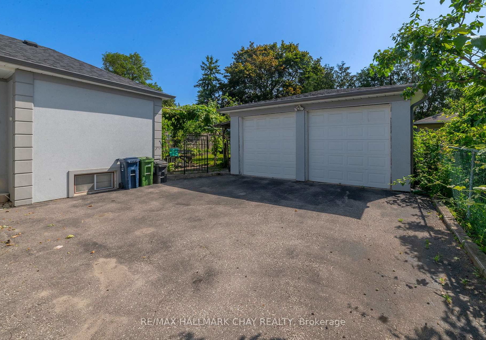 23-chappel-hill-road-toronto-york-ontario-w13529396