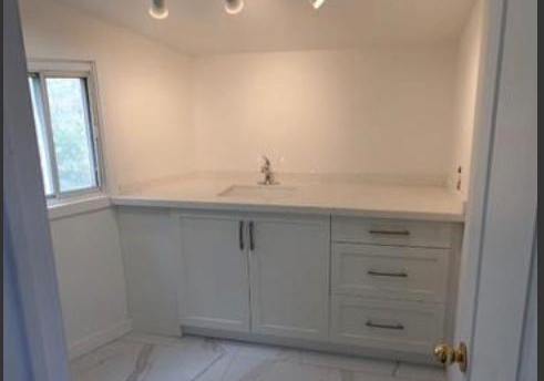 56lyons-lane-oakville-ontario-w13529510