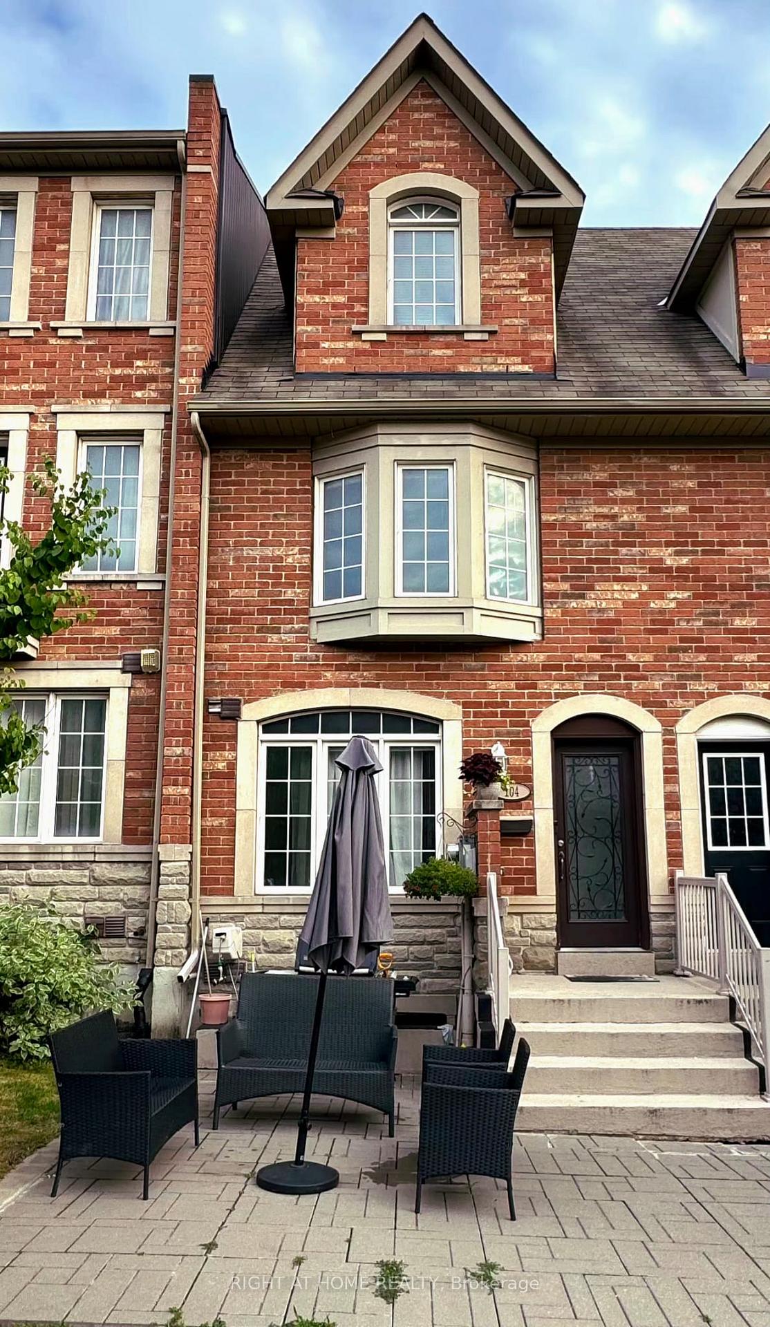 104-odoardo-di-santo-circle-toronto-york-ontario-w13529574