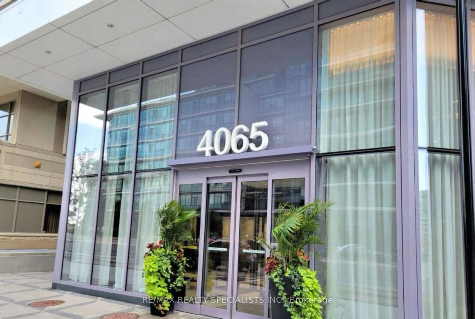 4065-confederation-parkway-mississauga-ontario-w13529596