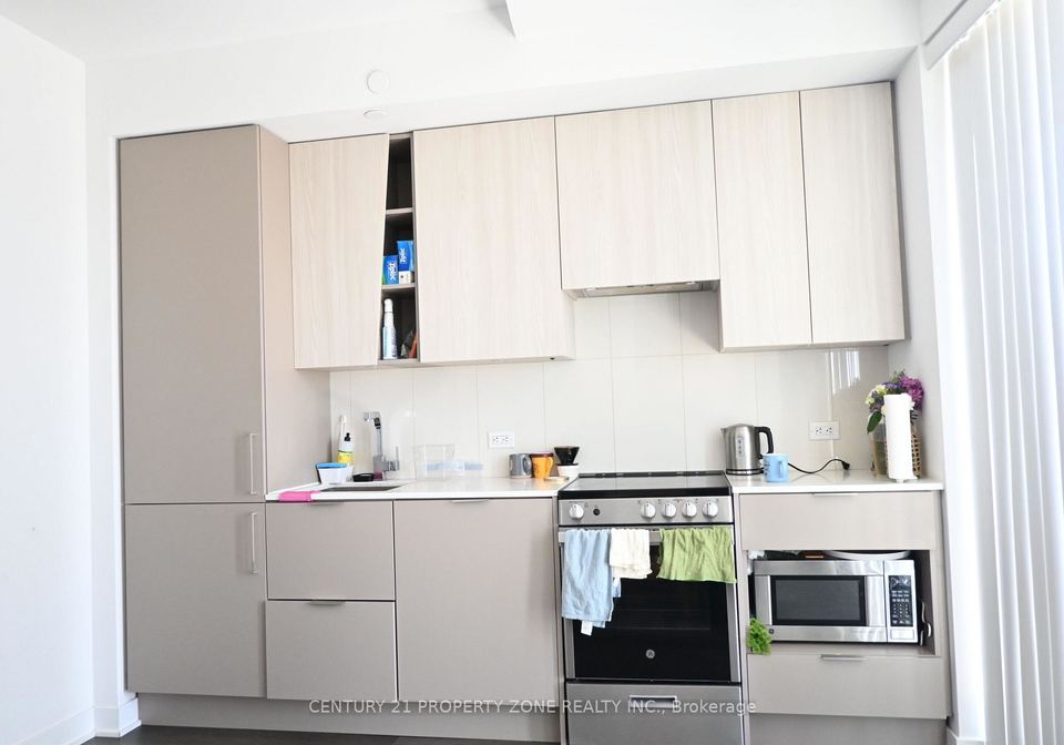 3900-confederation-parkway-mississauga-ontario-w13529618