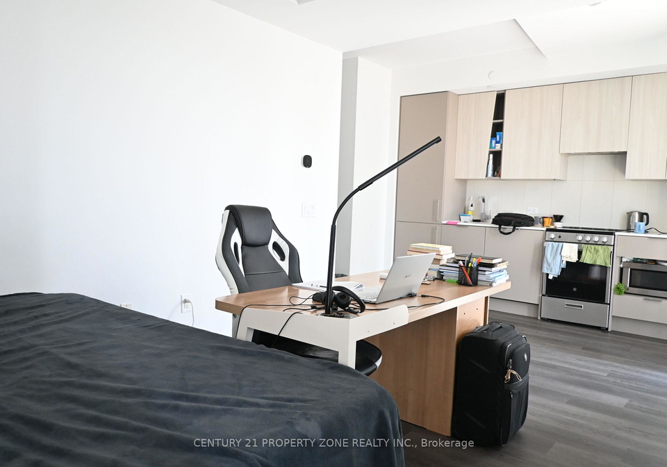 3900-confederation-parkway-mississauga-ontario-w13529618