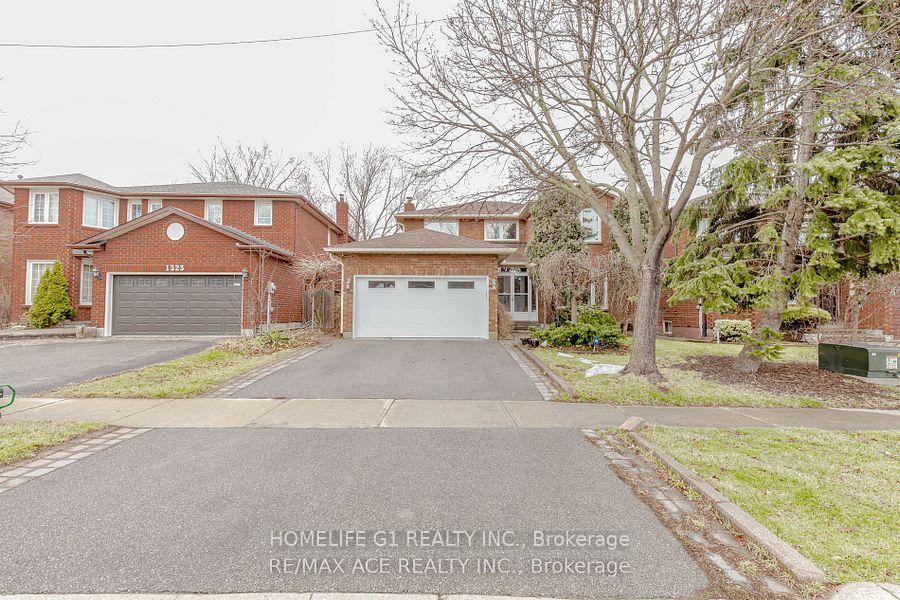 1319-greenwood-crescent-oakville-ontario-w13529710