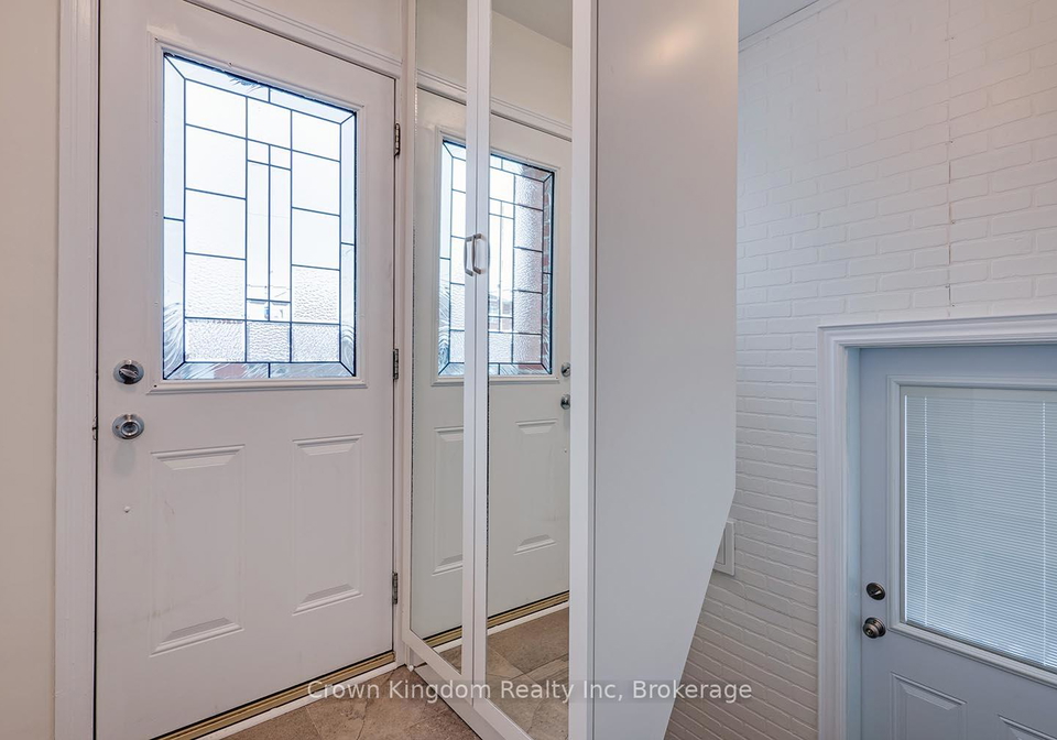 11a-lonborough-avenue-n-toronto-north-york-ontario-w13529848