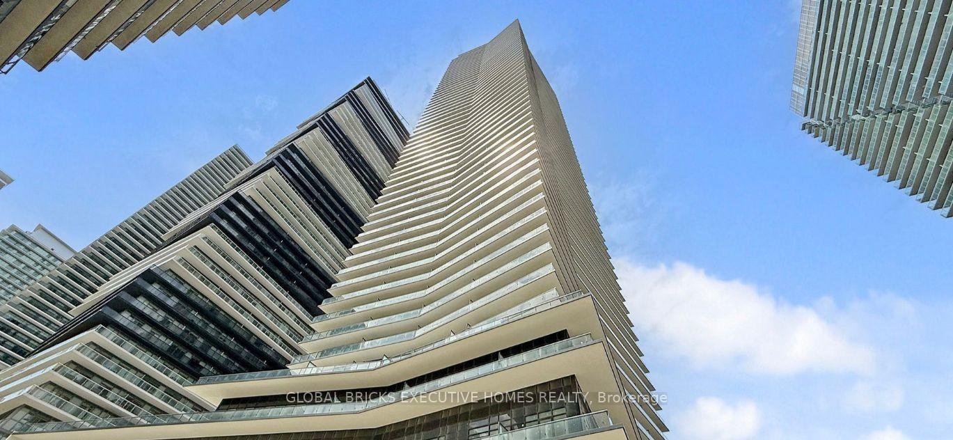 38-annie-craig-drive-toronto-etobicoke-ontario-w13529944