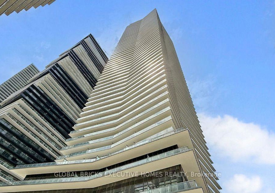 38-annie-craig-drive-toronto-etobicoke-ontario-w13529944