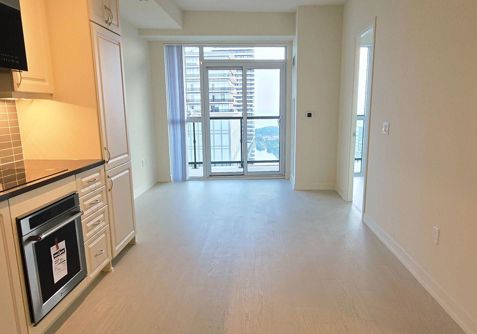 38-annie-craig-drive-toronto-etobicoke-ontario-w13529944