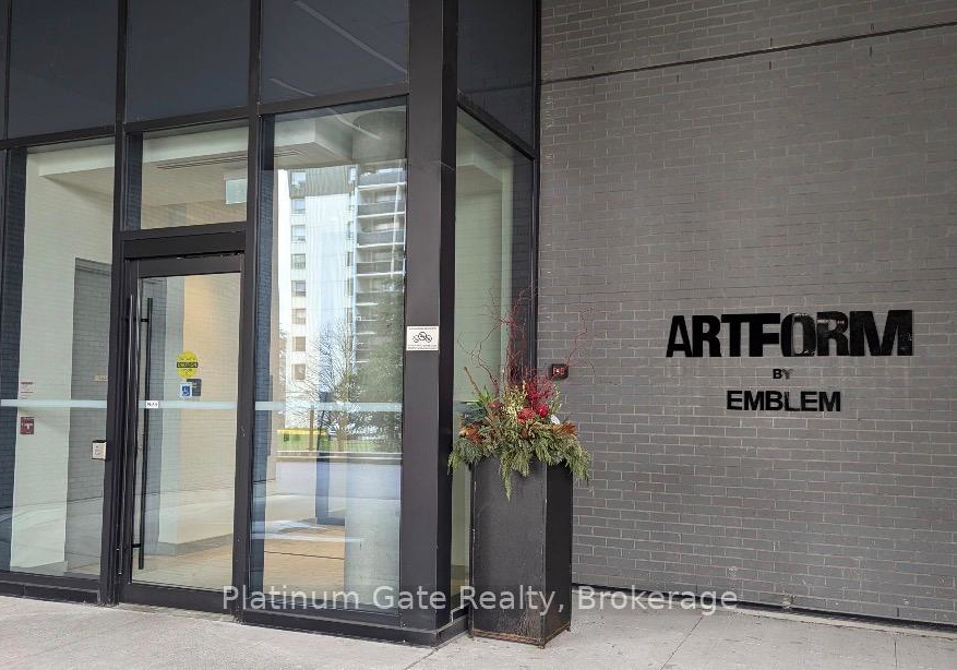 86-dundas-street-e-mississauga-ontario-w13529970