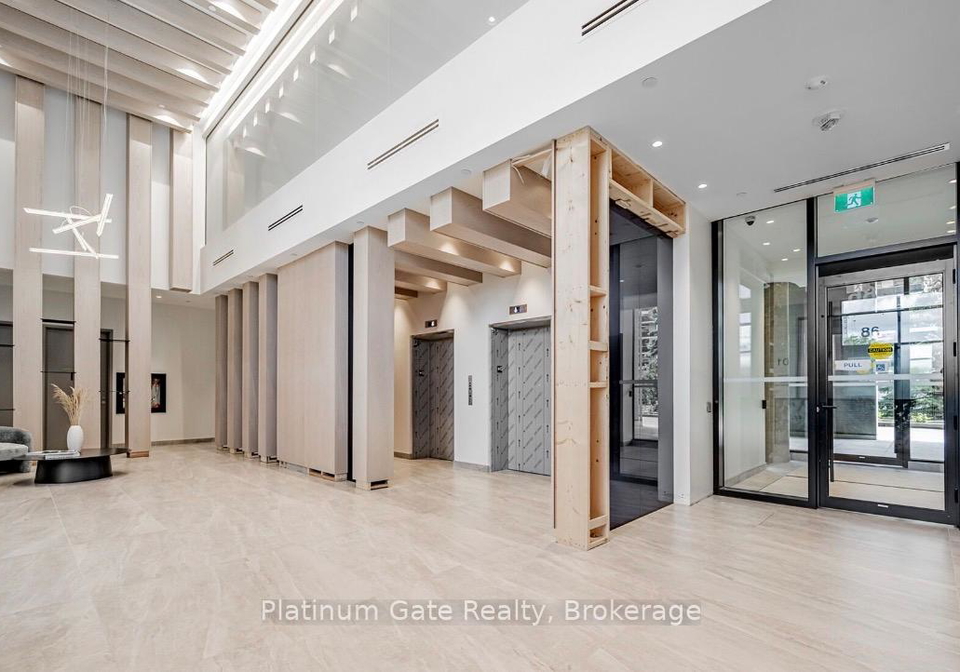 86-dundas-street-e-mississauga-ontario-w13529970