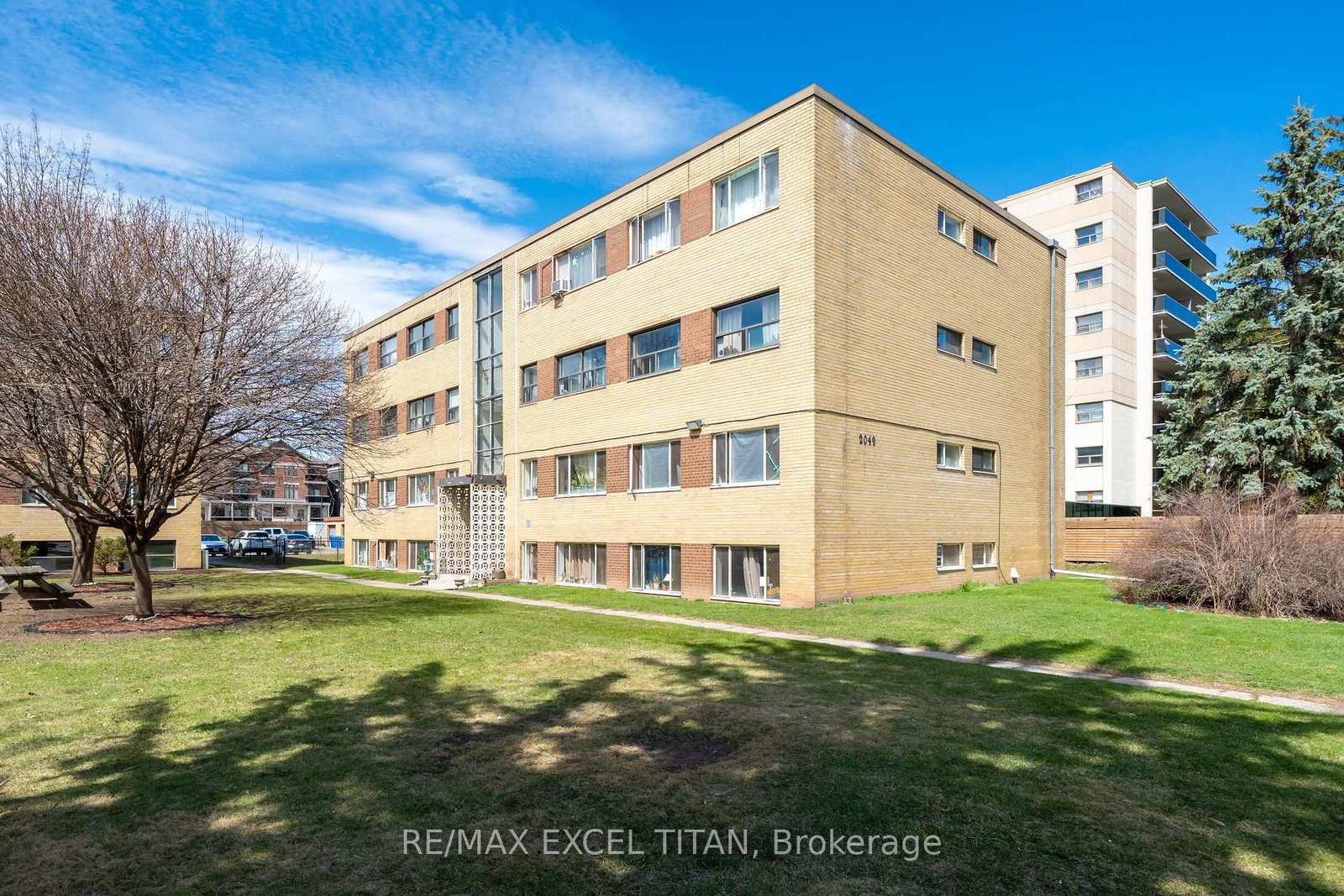 799-robinson-street-burlington-ontario-w13530002