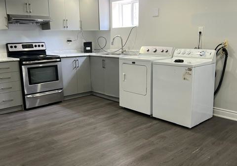 556-sherin-drive-oakville-ontario-w13530556
