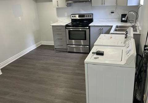 556-sherin-drive-oakville-ontario-w13530556