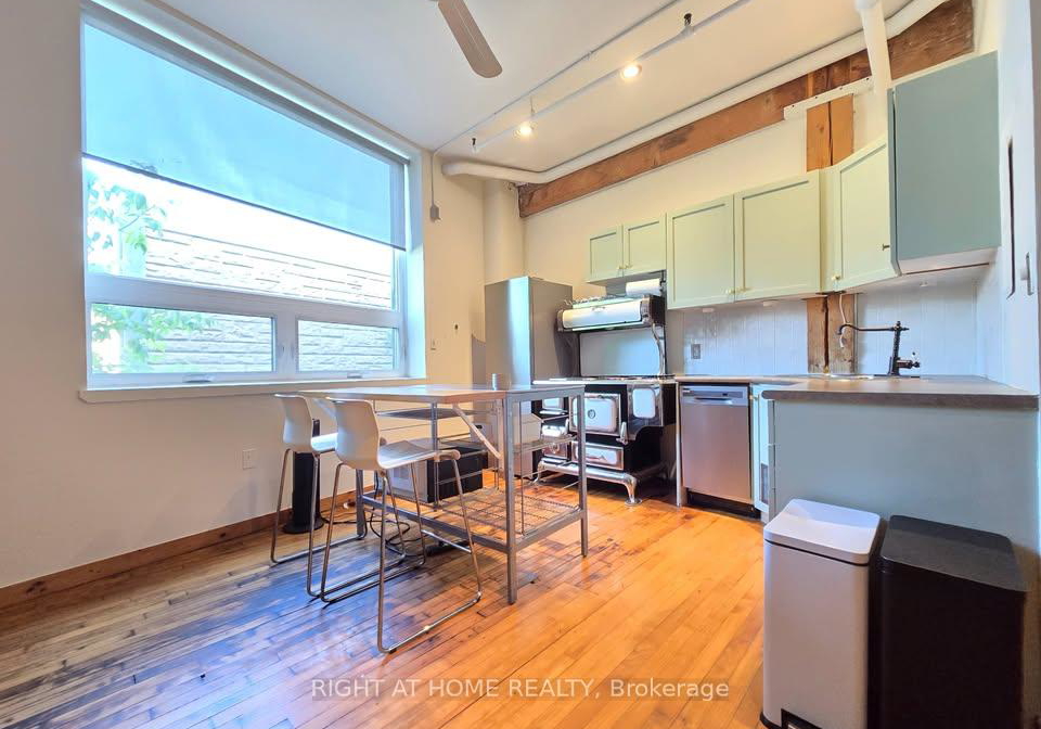 121-prescott-avenue-toronto-toronto-ontario-w13531004