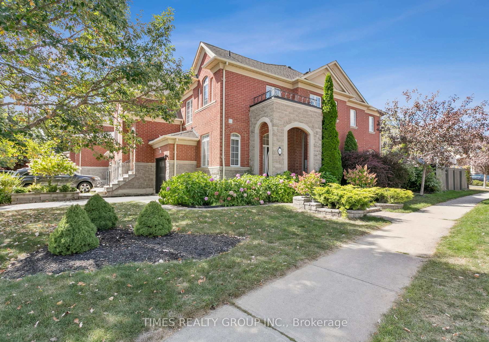 212-creek-path-avenue-oakville-ontario-w13531014