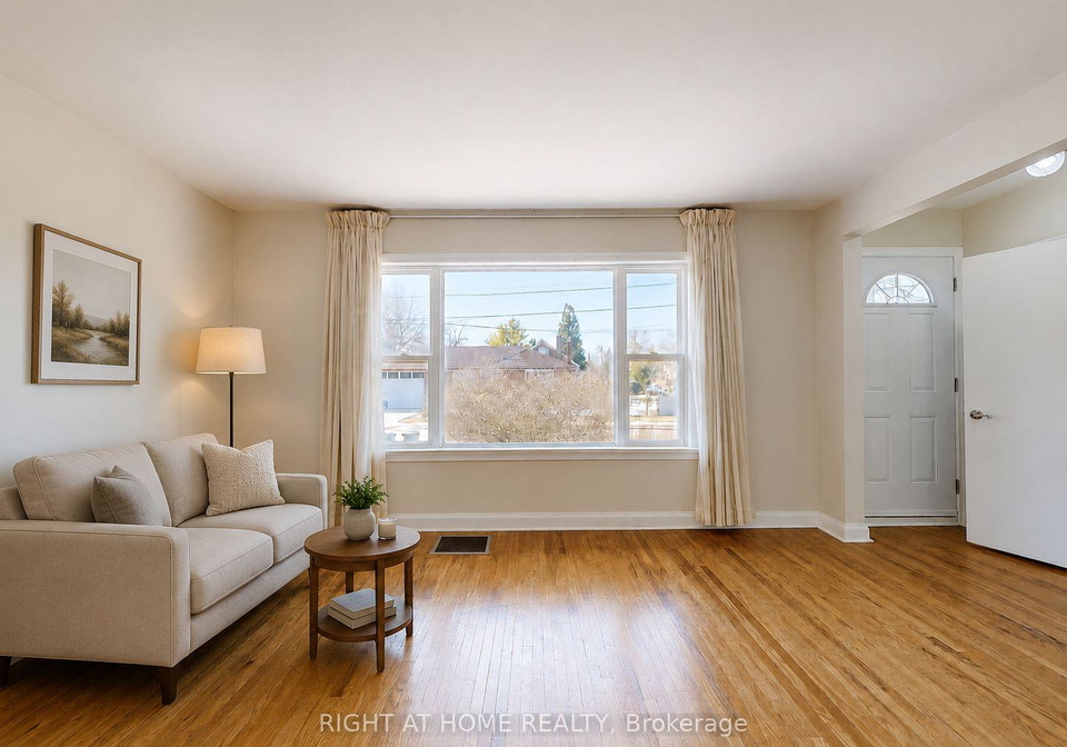 48-loney-avenue-toronto-york-ontario-w13531098