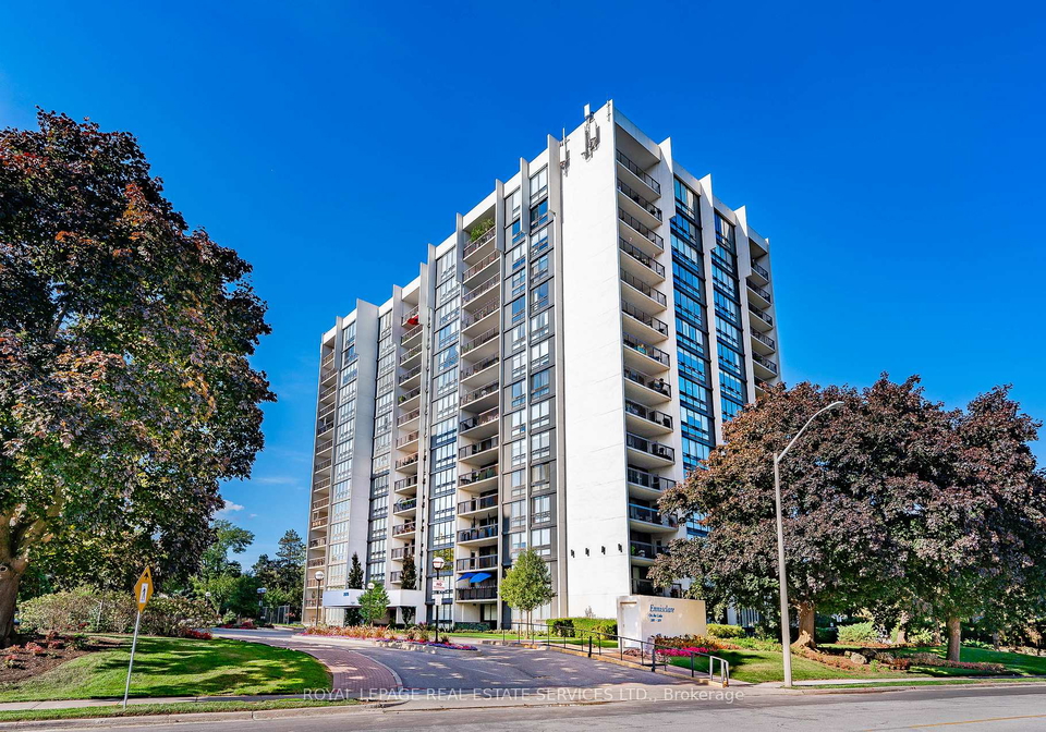2175-marine-drive-oakville-ontario-w13531196