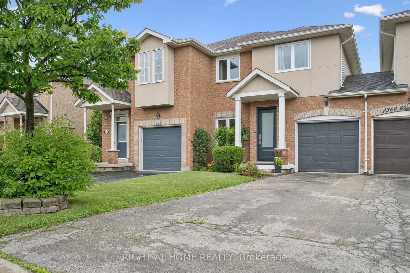 2371-dalebrook-drive-oakville-ontario-w13531352