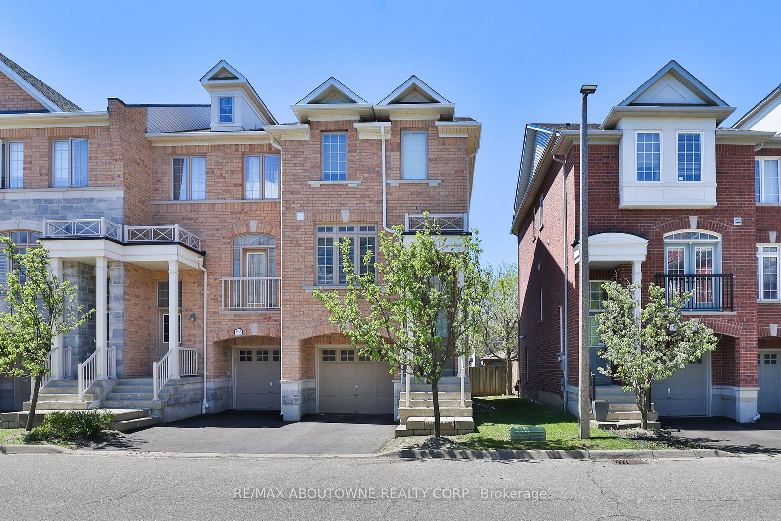 7214-triumph-lane-mississauga-ontario-w13531362