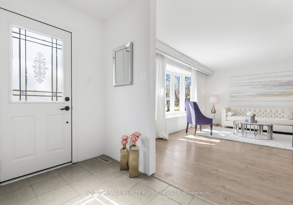 467-anthony-drive-oakville-ontario-w13531404