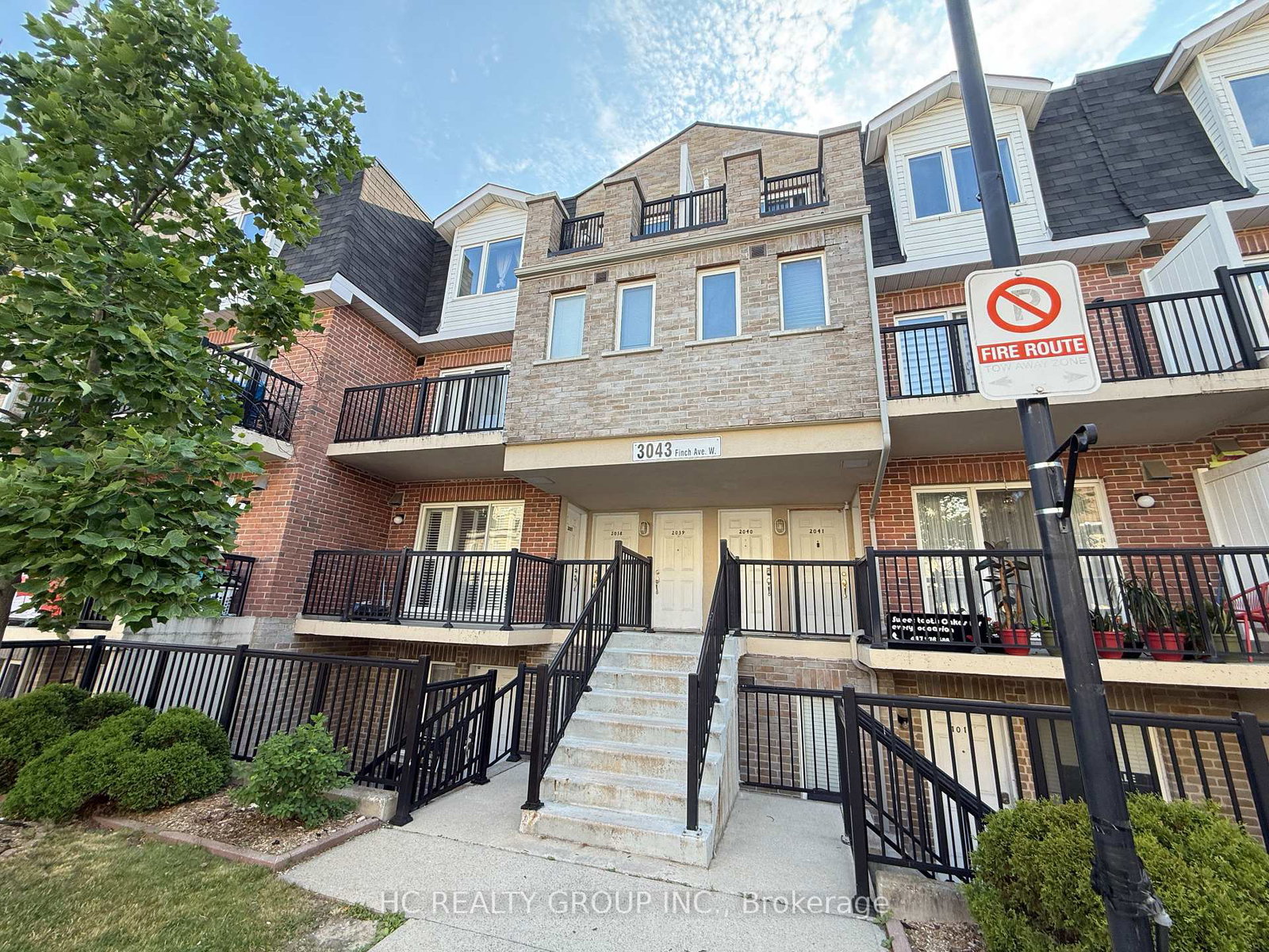 3043-finch-avenue-w-toronto-york-ontario-w13531562