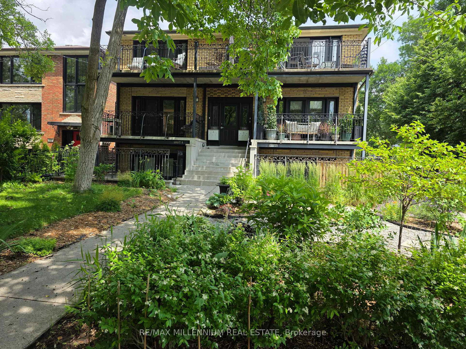 201-high-park-avenue-toronto-toronto-ontario-w13531582