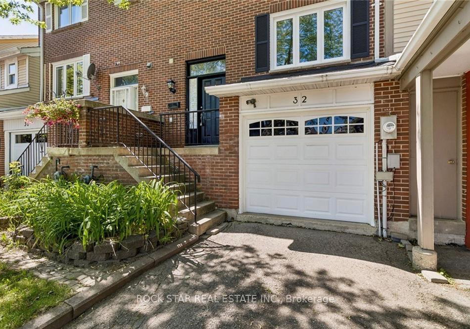 32-lansing-square-brampton-ontario-w13531600