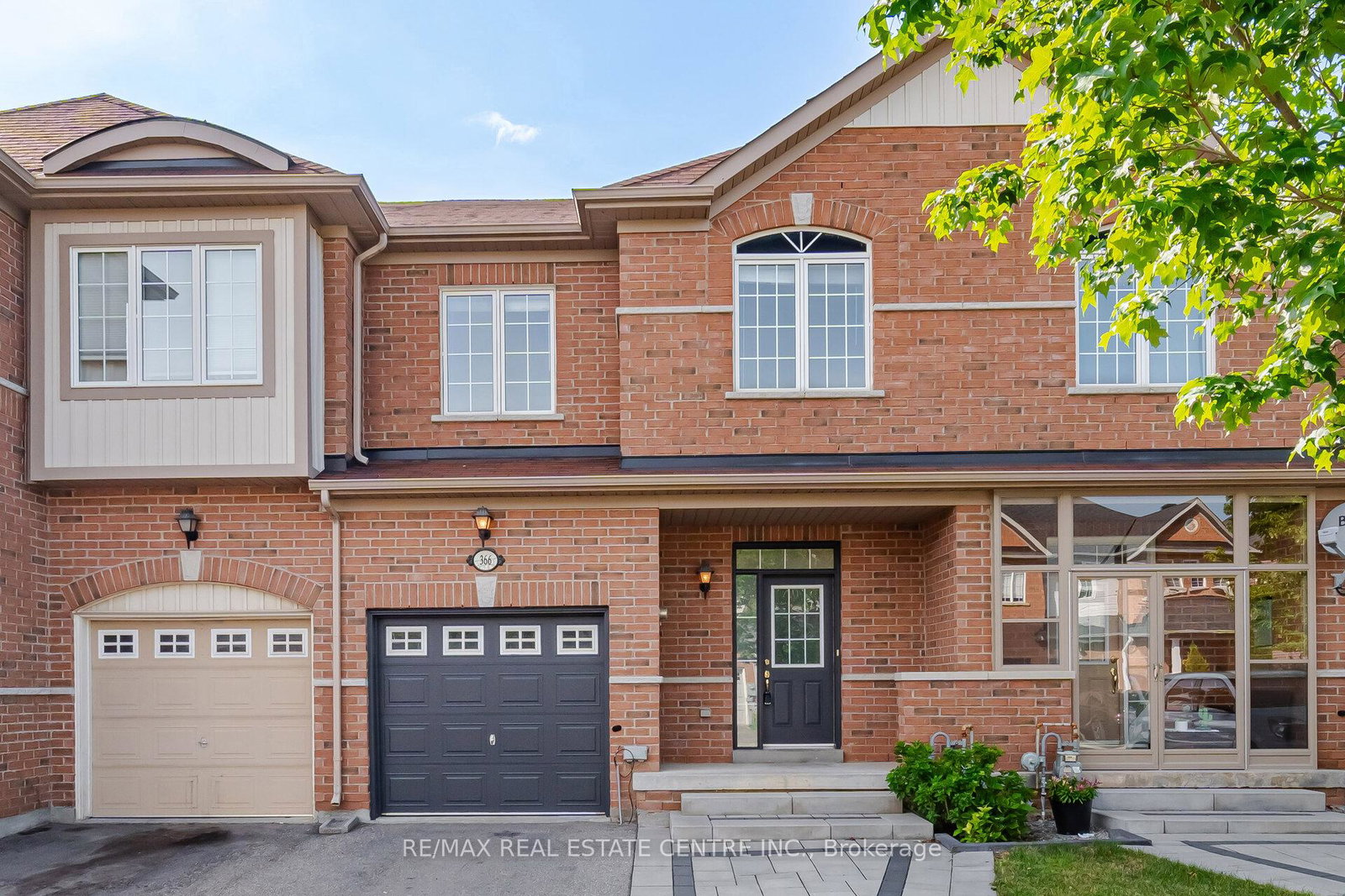 366-hobbs-crescent-milton-ontario-w13532060