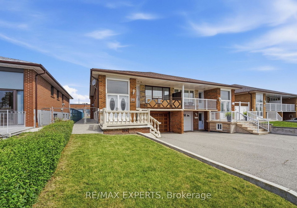 302-hullmar-drive-toronto-york-ontario-w13532118