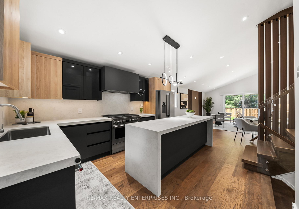 1495-thetford-court-mississauga-ontario-w13532308