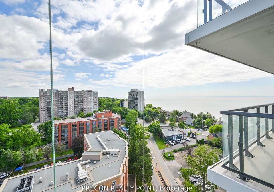 370-martha-street-e-burlington-ontario-w13532520